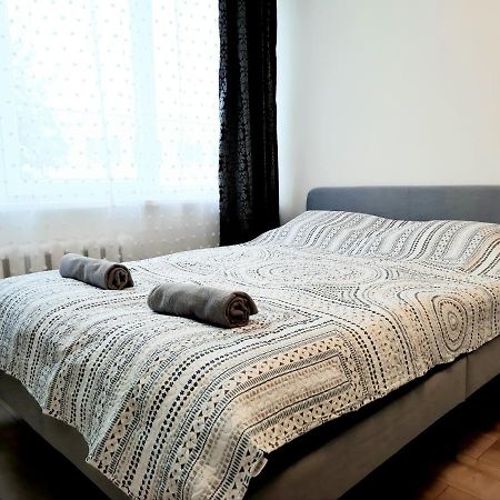 Panevėžys M&M Apartment V Self Check-In מראה חיצוני תמונה